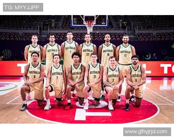 2008年北京奥运会男篮小组赛中国队对阵澳大利亚队的精彩回顾与分析